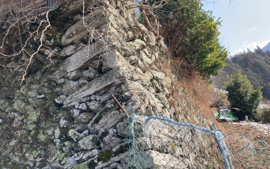 祖谷の観光/落合集落/石垣のある風景