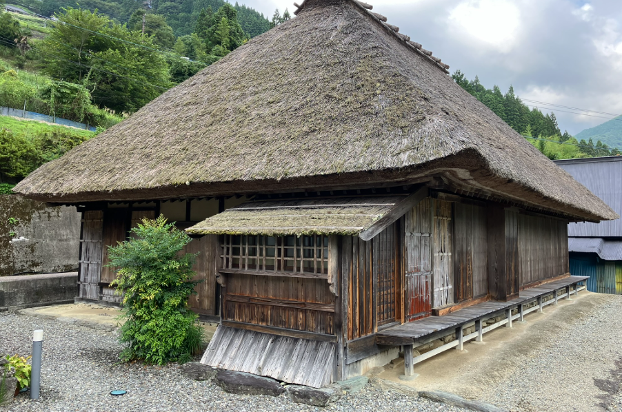 祖谷の観光/落合集落/長岡家住宅