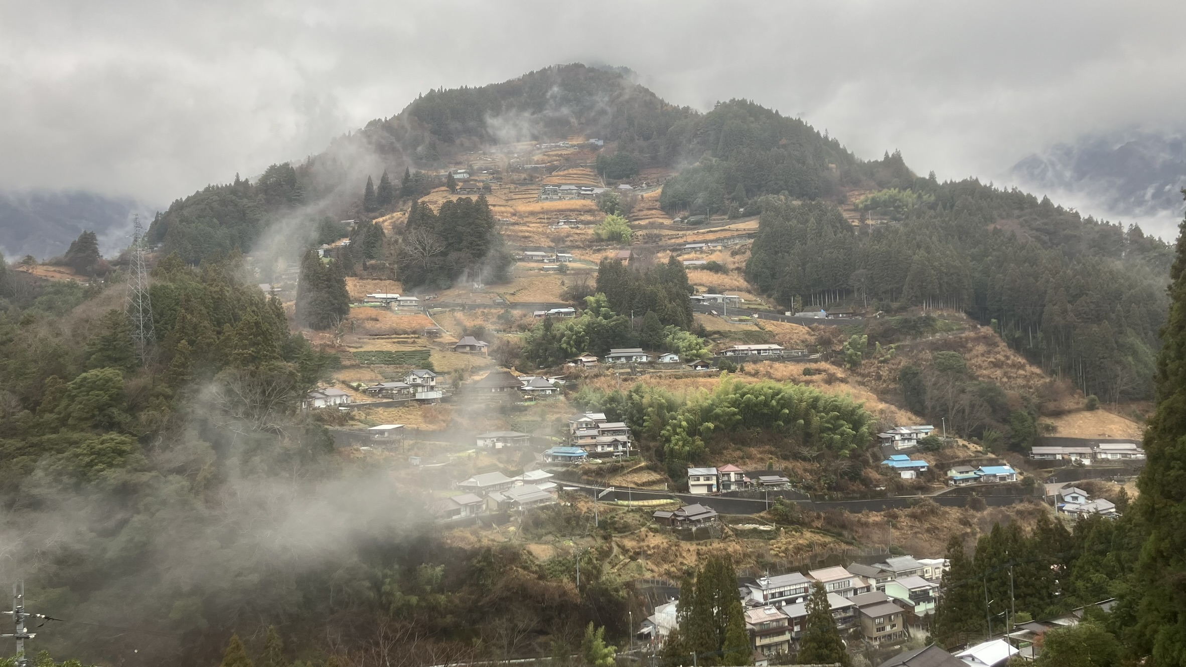 祖谷の観光サイト/霧の落合集落