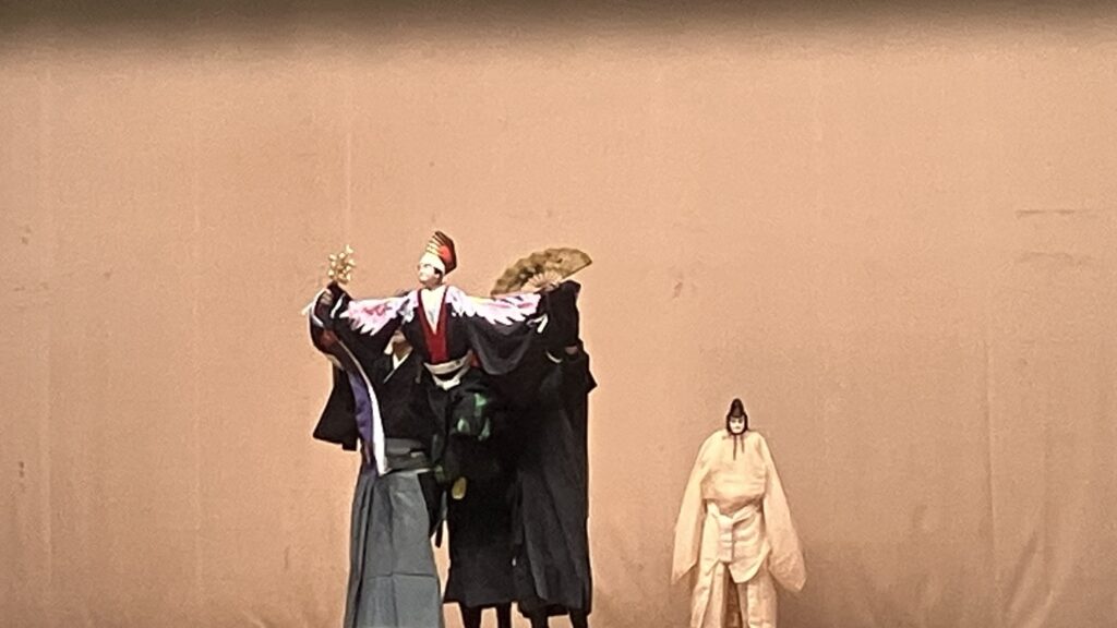 映画”黒の牛”試写会