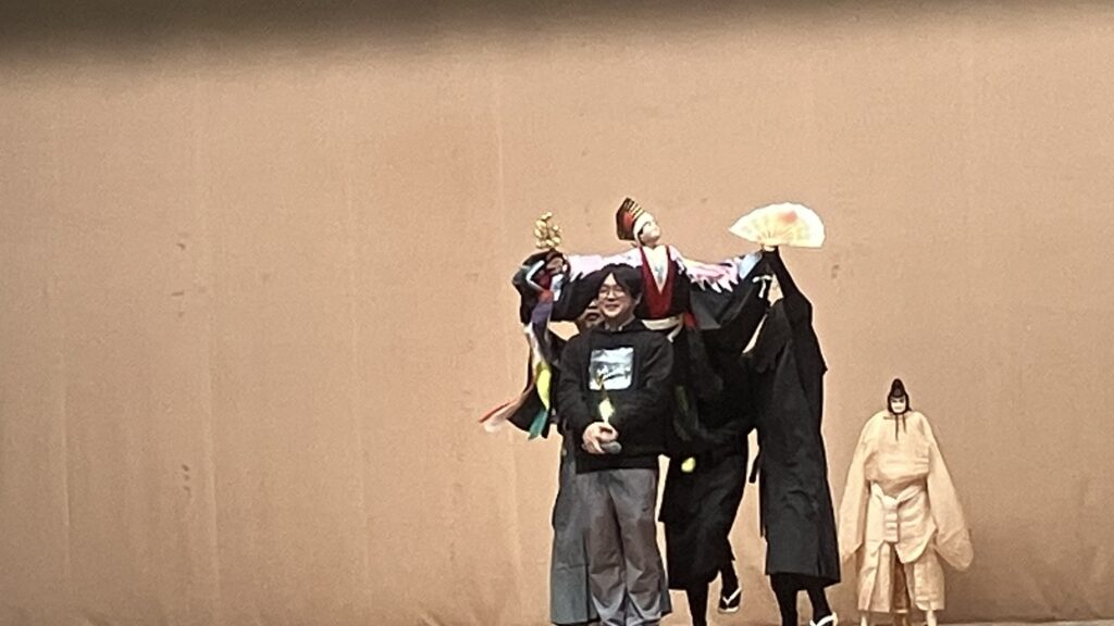 映画”黒の牛”試写会