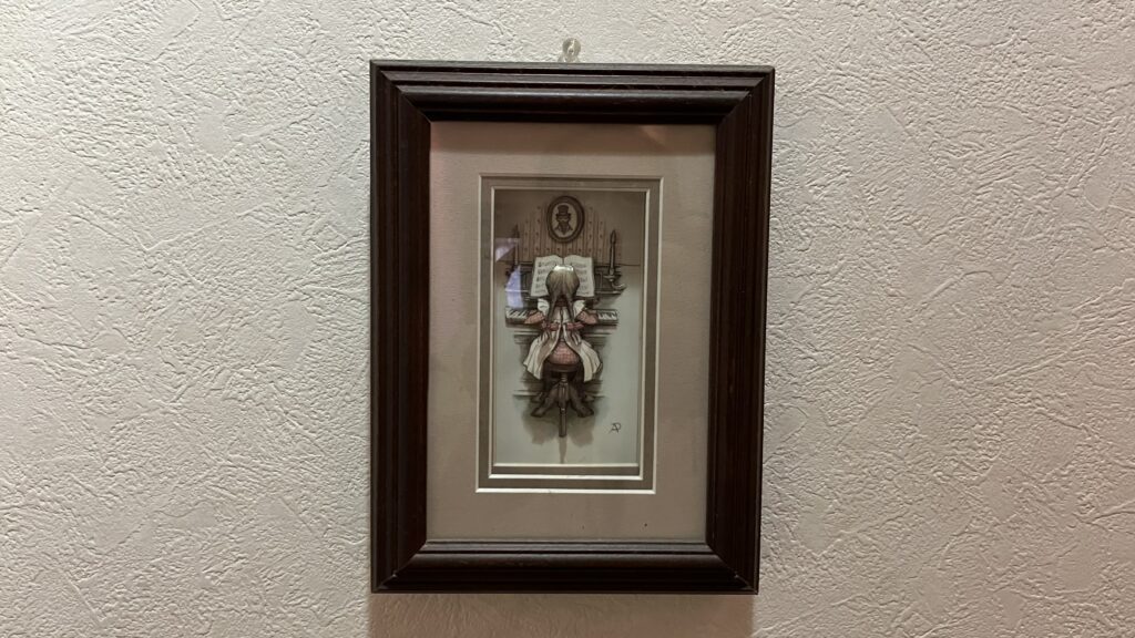 うしろ姿の女の子