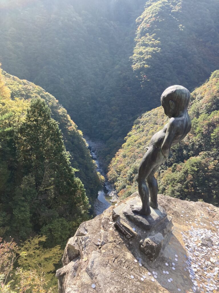 祖谷の観光/小便小僧