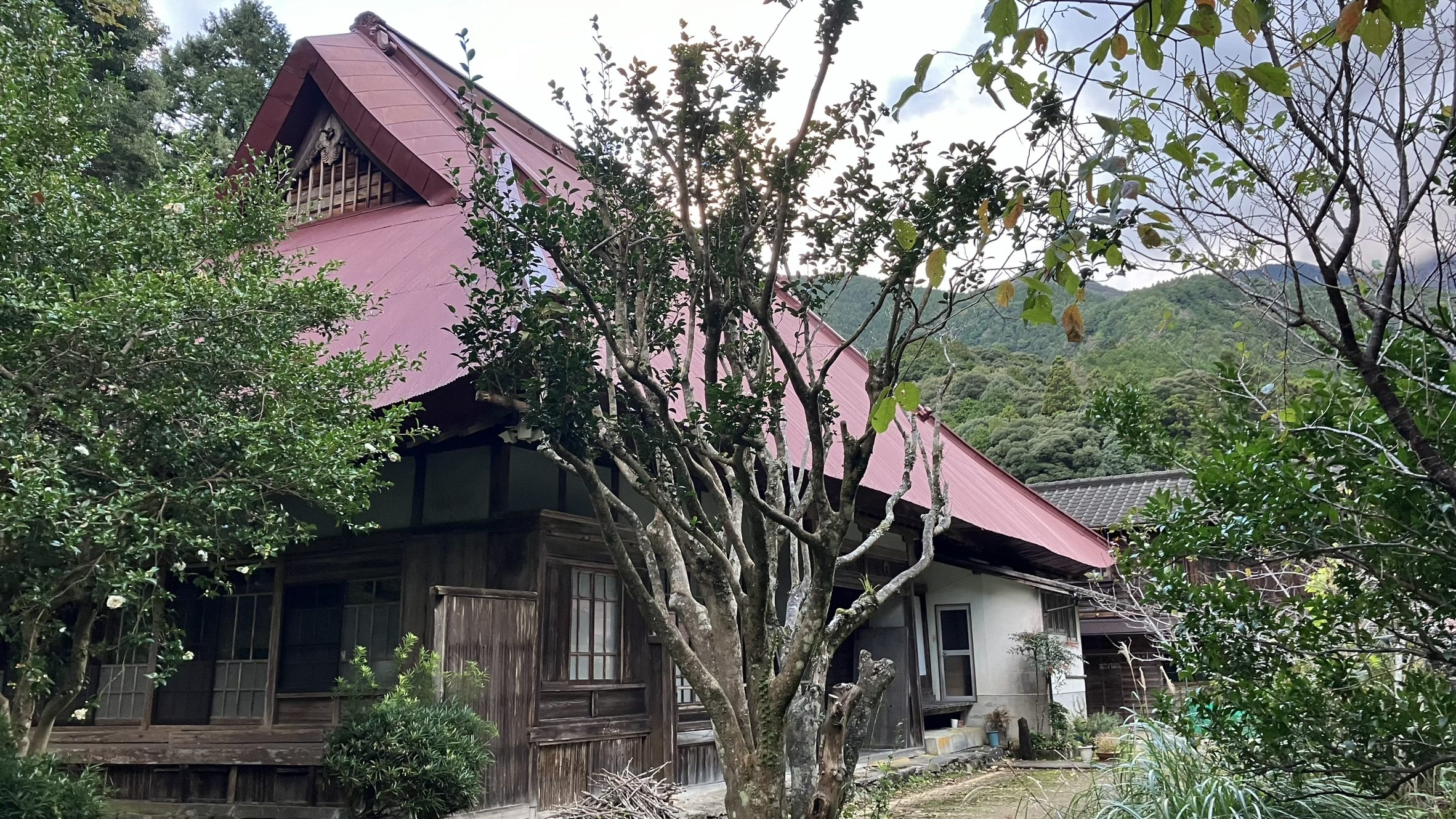 祖谷八士のひとつ徳善屋敷