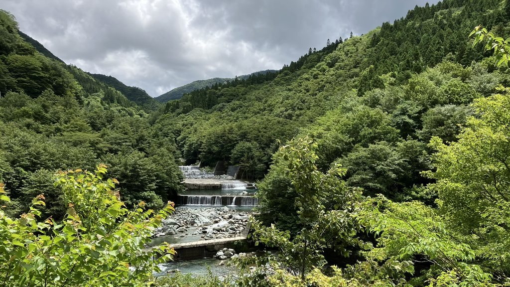 平谷の堰堤群