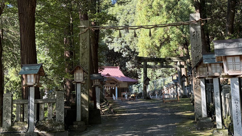 八柱神社